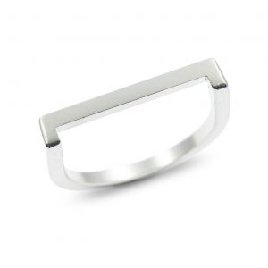 Anillo de plata 925 mate, sección cuadrada 2x2mm.