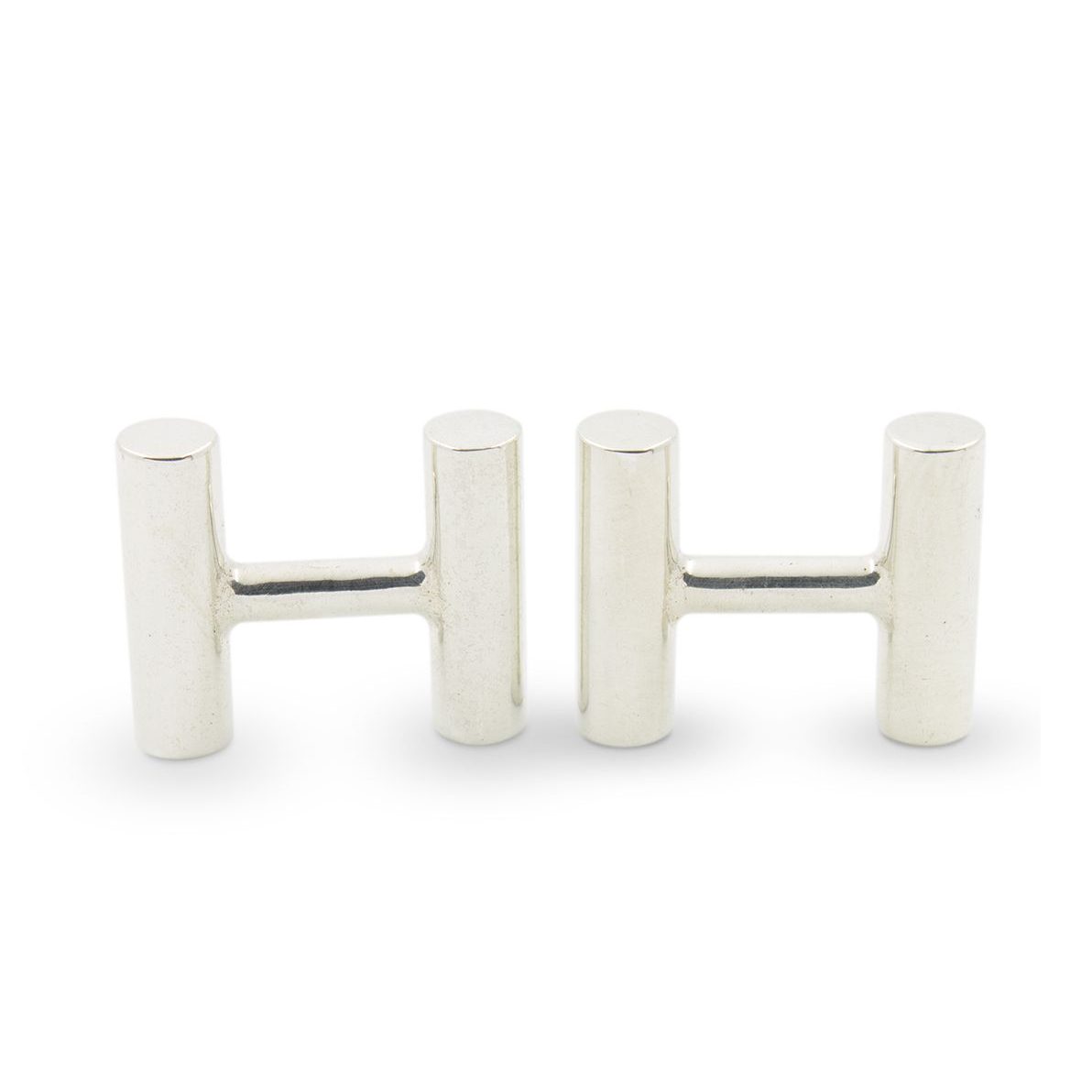 gemelos-minimalistas-plata-hombre-mujer-unisex-diseno-artesaniacontemporanea-madridmemata-malicia-1 Gemelos rígidos de plata 925 maciza, acabado pulido.