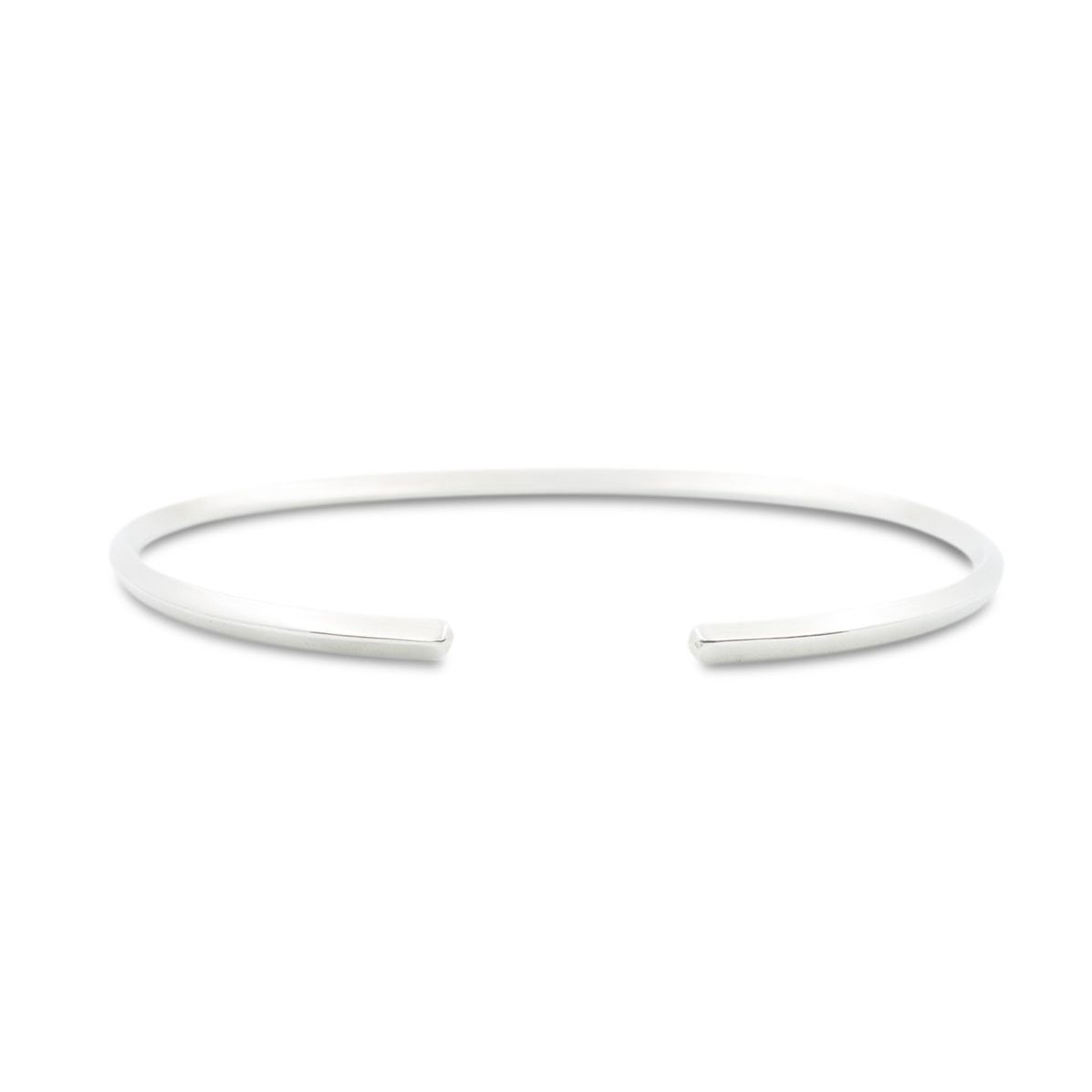 pulsera-plata-minimalista-hombre-mujer-unisex-diseno-artesaniacontemporanea-madridmemata-malicia1 Pulsera rígida de plata 925 maciza, acabado mate. Sección cuadrada de 2x2mm.