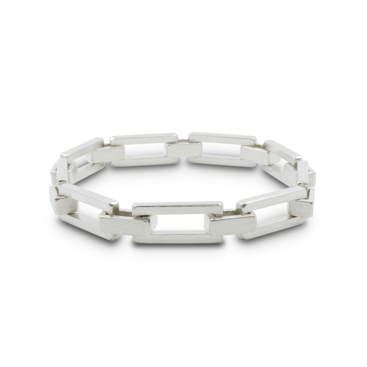 pulsera-cadena-plata-mujer-hombre-unisex-diseno-artesaniacontemporanea-madridmemata3-malicia Pulsera de eslabones macizos de plata 925 mate. Cierre oculto de diseño propio. Ancho 8mm. Longitud opcional 16cm, 18cm o 20cm,